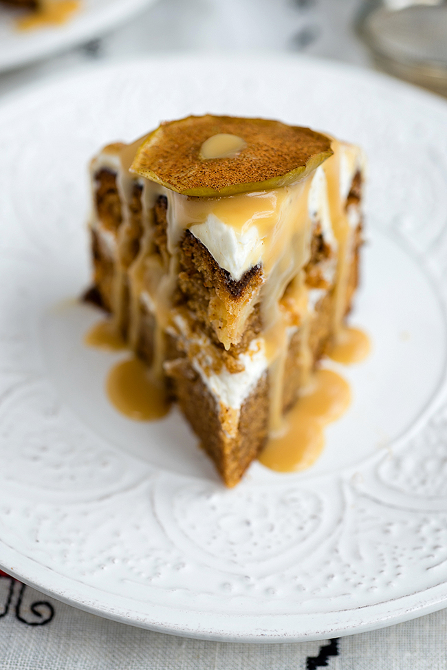 Fall Apple Recipes: Toffee Apple Cake with Whipped Mascarpone Frosting