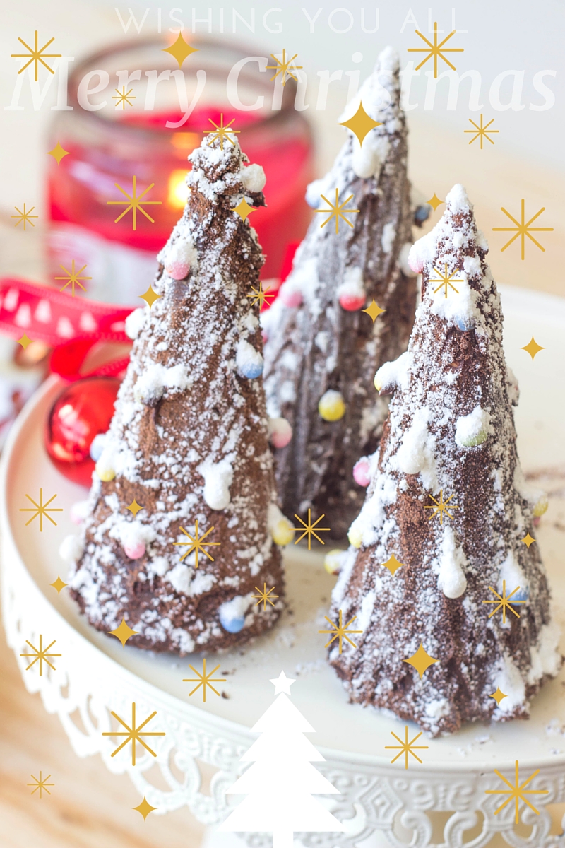 Black Forest Cheesecake Christmas Trees made with ice cream cones, melted chocolate, cream cheese, black cherry preserve and whipping cream | Flavours and Frosting | www.flavoursandfrosting.com